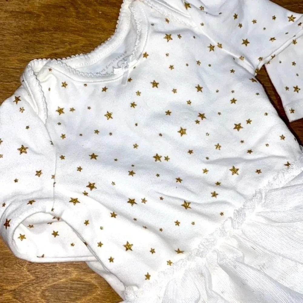 The childrens place onesie outfit 3-6 months